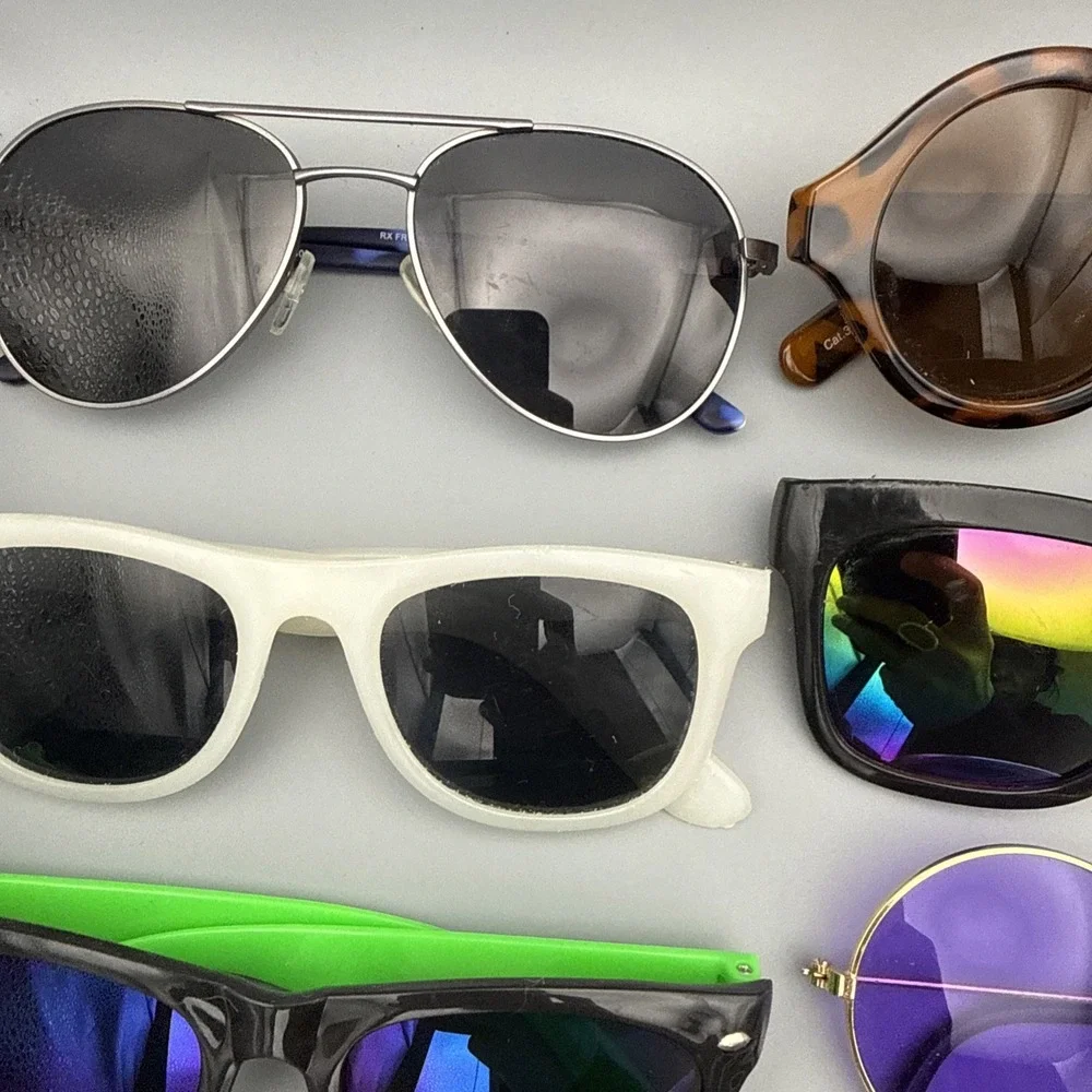 18 Kids Toddler Sunglasses Lot Party Favor Giveaways Prizes- Halloween Costumes